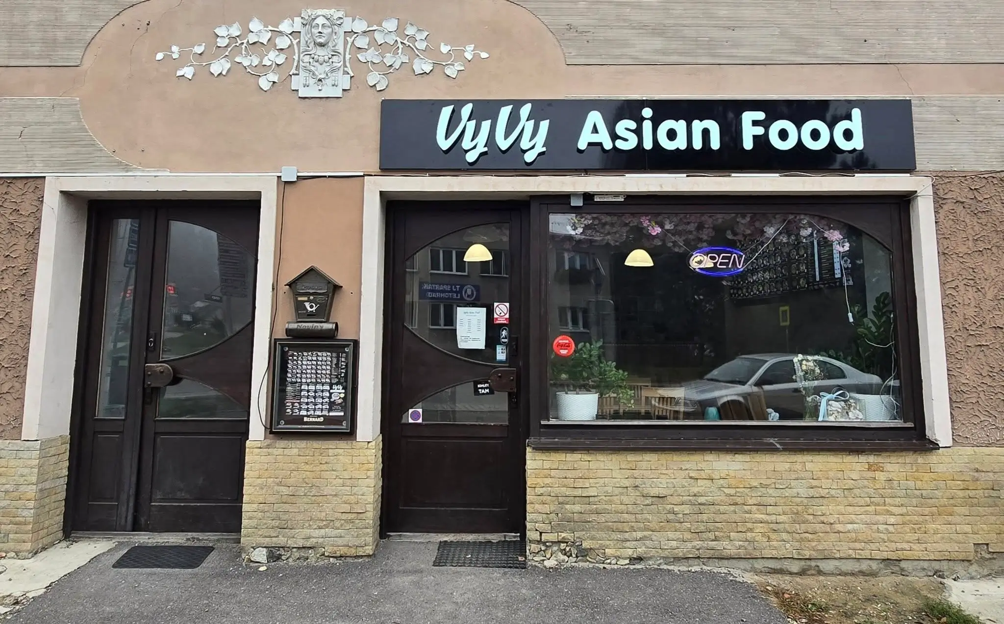 Testimonial Background